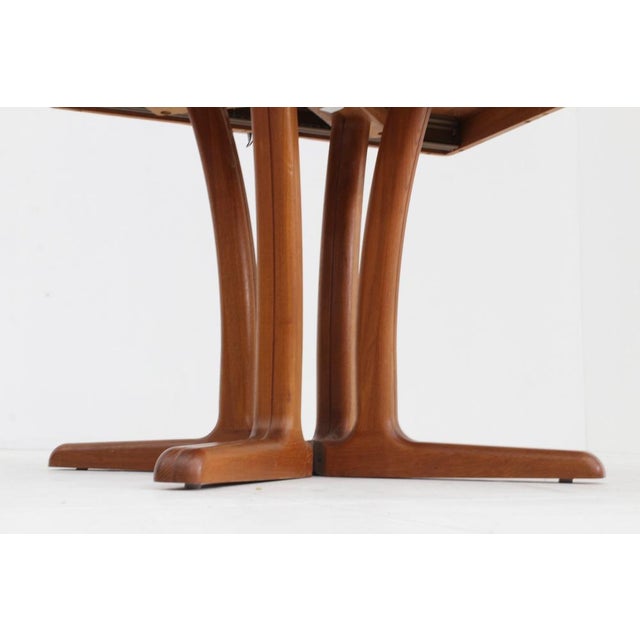 1960s Vintage Danish Round Dining Table in Teak from Dyrlund, 1960s For Sale - Image 5 of 8
