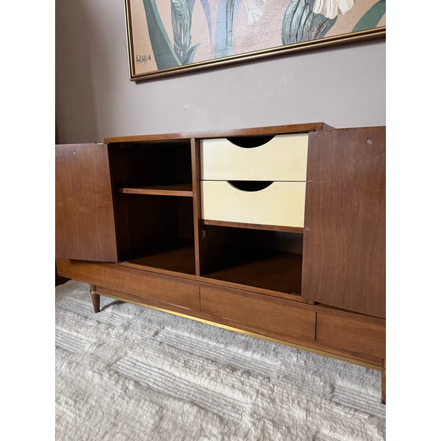 1950s 1950s American of Martinsville "Dania" Walnut Modular Bench and Cabinet Attachment by Merton Gershun For Sale - Image 5 of 12