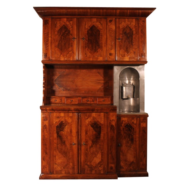 Louis XIV 6-Door Buffet in Walnut with Fountain, 17th Century For Sale