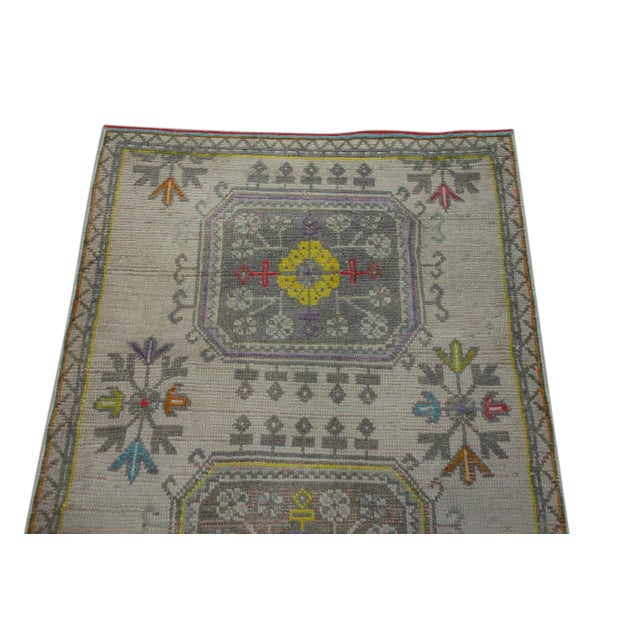 1960s Colorful Geometric Design Handoven Wool Vintage Turkish Oushak Runner 3'2" X 10'3" For Sale - Image 4 of 6
