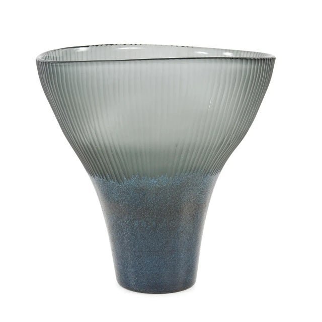 Kenneth Ludwig Chicago Large Melilla Vase For Sale - Image 4 of 7