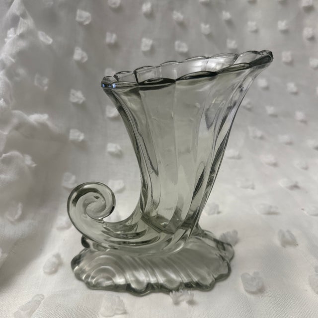American Vintage Heisey Cornucopia Vase For Sale - Image 3 of 5