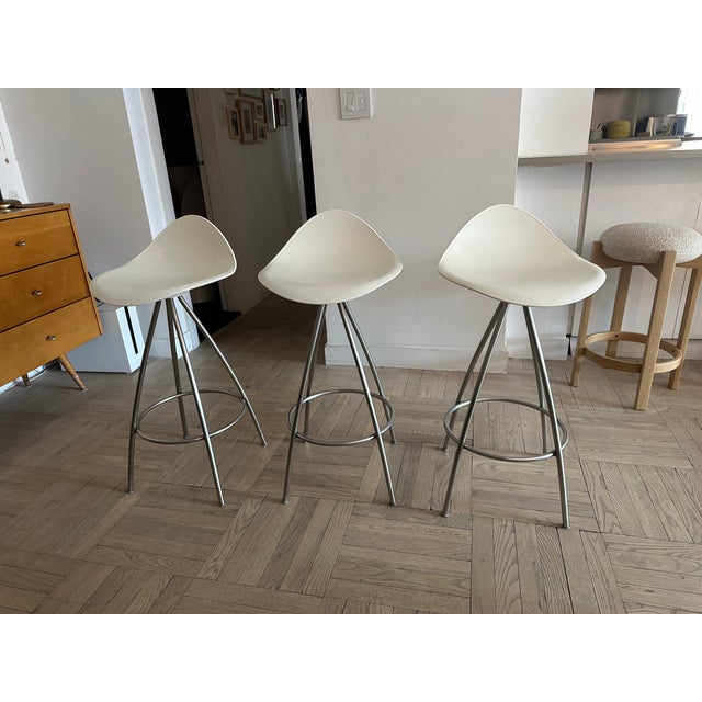 The three Onda counter height stools are designed by Jesus Gasca for STUA of San Sebastián, Spain. Besides for being...