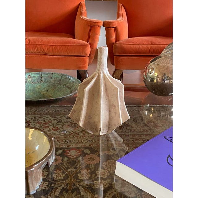 1970s Organic Modern White Earthenware Vase, France 1970s For Sale - Image 5 of 12