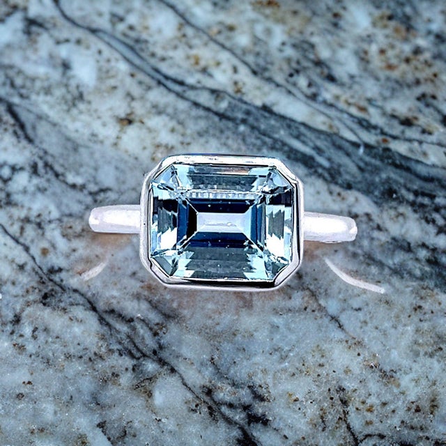 2010s Natural Aquamarine Ring 6.5 14k White Gold 3.21 TCW Certified, Size 6 For Sale - Image 5 of 11