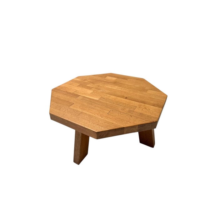 Brown Mid-Century Modern Rustic Brutalist Round Coffee Table in Oak, 1960s For Sale - Image 8 of 11