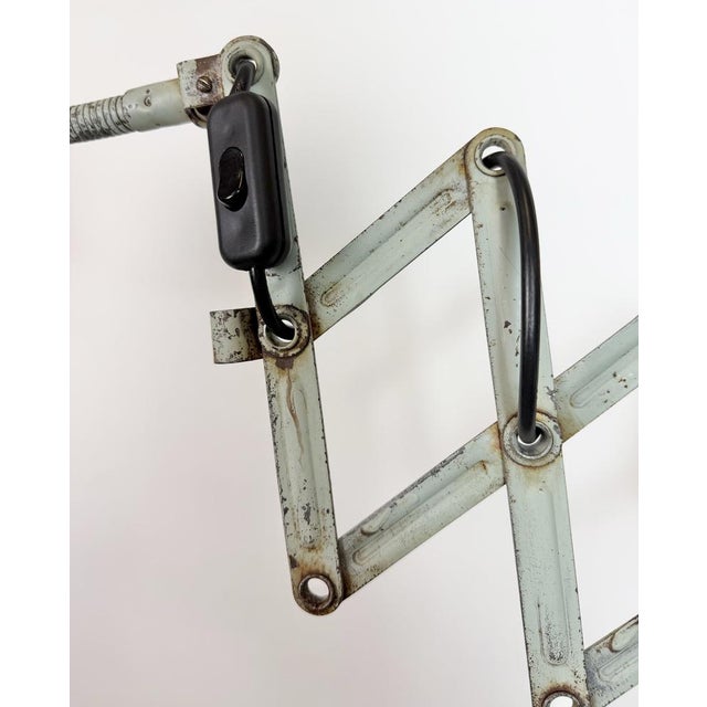 Industrial Green Scissor Wall Lamp from Elektroinstala, 1960s For Sale - Image 4 of 18