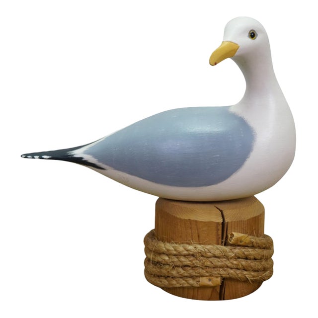 Vintage Lynda C. Bryan Hand Carved Pine Wooden Wildlife Herring Gull Sculpture For Sale