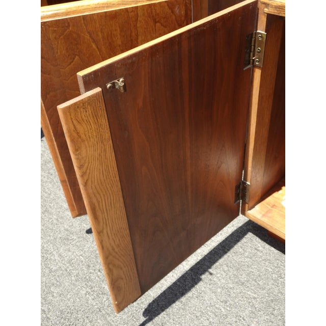 Pair Vintage Mid Century Modern Brown Lane Furniture Nightstands For Sale - Image 10 of 12