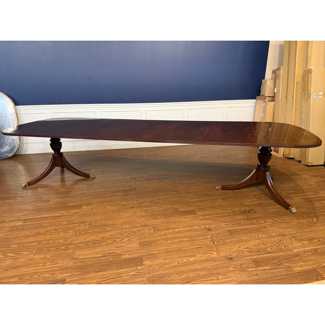 Traditional Georgian Style Multi-Banded Mahogany Dining Table by Leighton Hall - Showroom Sample For Sale - Image 3 of 18