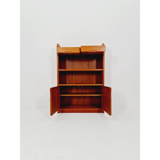Vintage Danish Freestanding Bookshelf in Teak, Bornholm, 1970s For Sale - Image 3 of 18