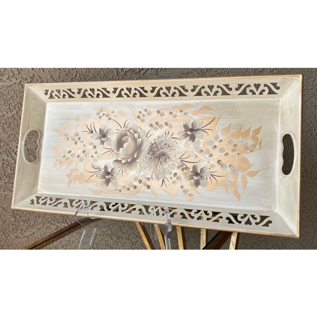 Mid 20th Century Mid 20th-Century Elegant & Nicely-Sized Reticulated Border Tôleware Two-Handled Tray For Sale - Image 5 of 12