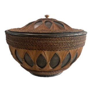 Late 20th Century Natural Woven Fiber & Wood Fiberglass Container With Lid For Sale