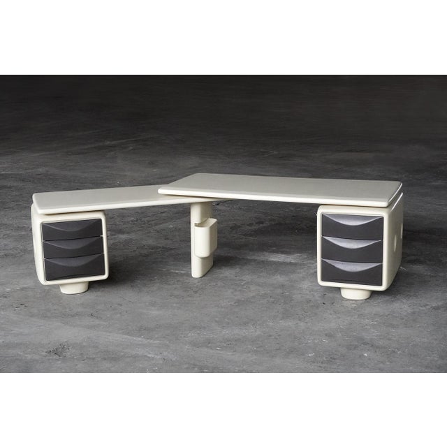 Jet Corner Desk by Ernest Igl for Wilhelm Werndl, Germany, 1970s, in Very Good conditions. Designed 1970 to 1979 I have...