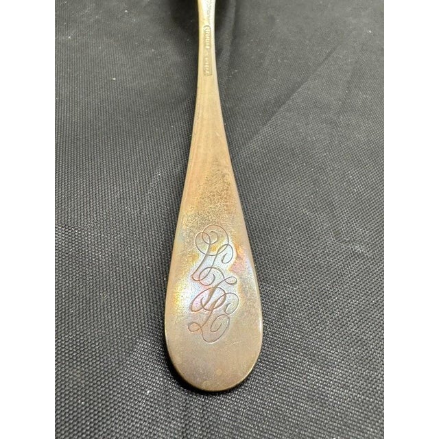 The Stieff Co. Vintage Stieff Rose Repousse Sterling Silver Master Butter Knife Flat Handle 7" For Sale - Image 4 of 9