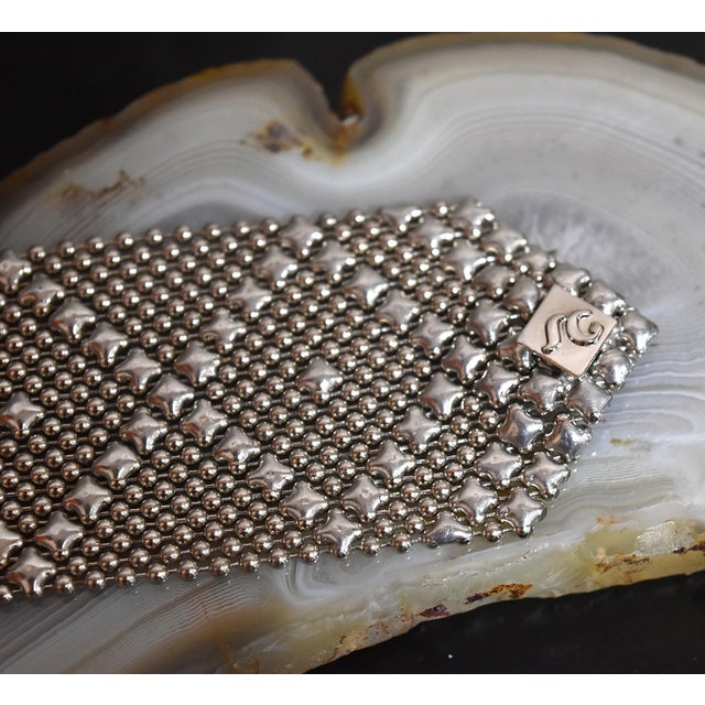 Metal Late 20th Century SG Liquid Metal Silver by Sergio Gutierrez Classic Mesh Wide Bracelet For Sale - Image 7 of 15