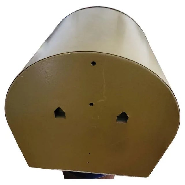 1970s French Soundproofed Phone in Gold Metal from Otelec, 1970 For Sale - Image 5 of 9