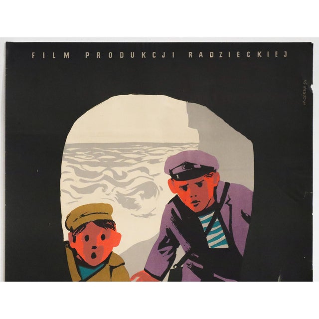 Date: 1954 Size: 33 x 22 inches Artist: Wiktor Gorka About the movie : “Tajemnicze odkrycie” is a Polish mystery and...