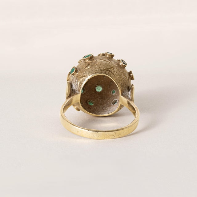 Mid 20th Century Vintage 18k Gold Emerald Sputnik Ring, Size 9 For Sale - Image 5 of 5
