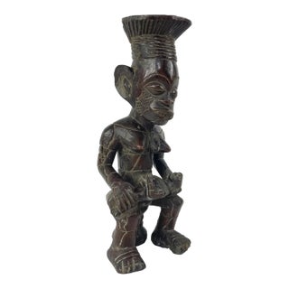 Early 20th Century Mangbetu Sitting Maternity Female Figure For Sale