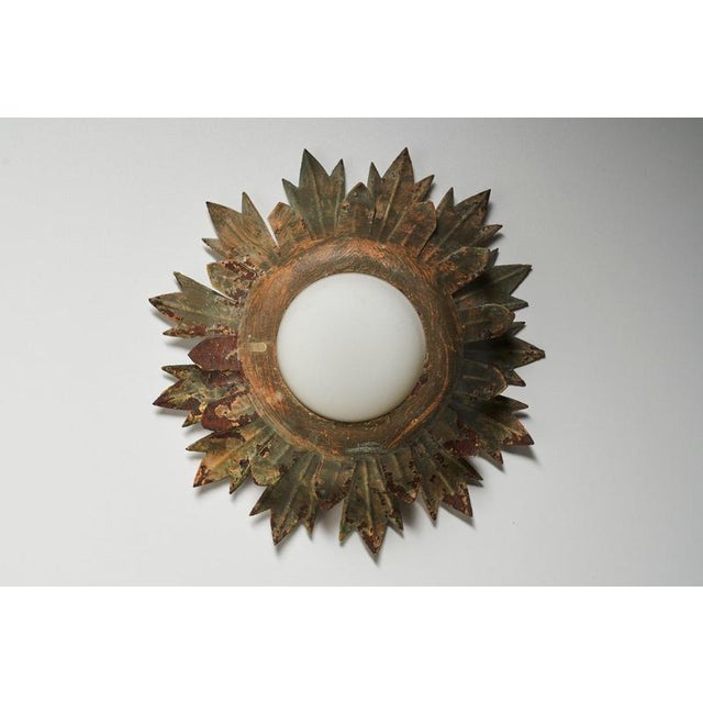 Sunflower Wall Light with Textured Glass Diffuser For Sale - Image 8 of 11