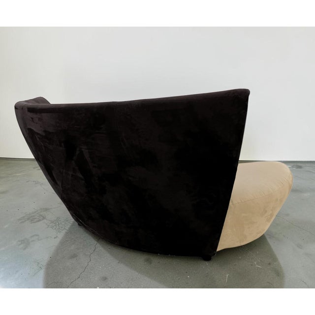 Vladimir Kagan Serpentine Curved Two-Tone Sofa For Sale - Image 16 of 17