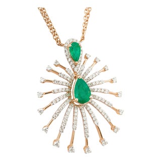 Natural emerald 1.87cts & diamond 1.34cts pendant in 18k gold For Sale