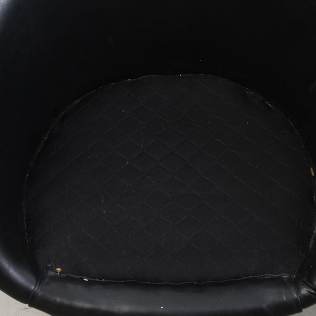 Textile Vintage Swivel Chairs in Black Synthetic Leather with Chrome Bases, 1990, Set of 2 For Sale - Image 7 of 17