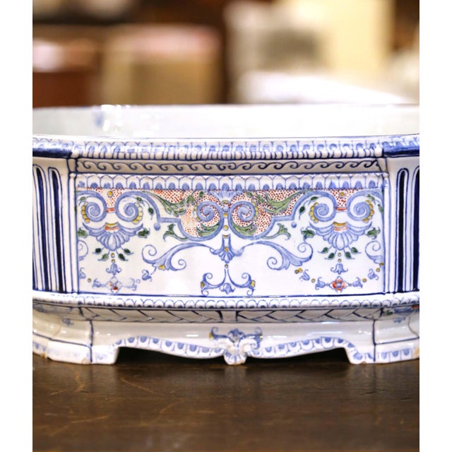Early 20th Century French Desvres Faience Jardinière With Mask Handles and Scrollwork For Sale In Dallas - Image 6 of 9