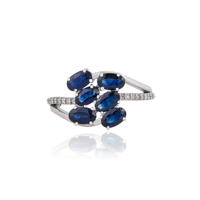 VR Jewels 1.48ct Blue Sapphire & Diamond Cluster Ring in 14k White Gold Size 7 For Sale - Image 4 of 17