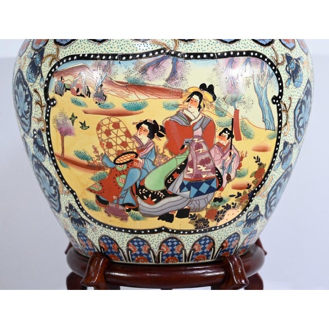 Chinese Porcelain Vase For Sale - Image 17 of 18