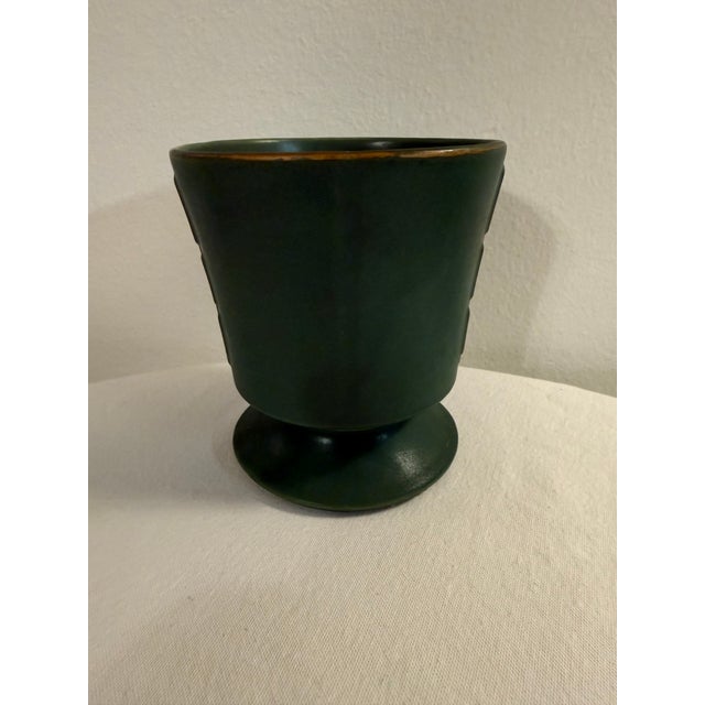1950s McCoy Green Pedestal Planter | Mid Century Modern Footed Ceramic Cachepot For Sale - Image 9 of 10