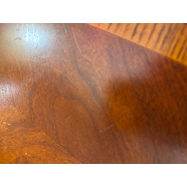 1980s Vintage Mahogany Inlaid Oval Console Table With Claw Feet For Sale - Image 5 of 9