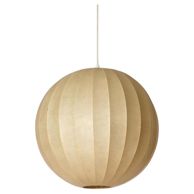 Mid-Century Round Beige Cocoon Pendant Light by Achille Castiglioni for Hille, Italy, 1960s For Sale - Image 11 of 11
