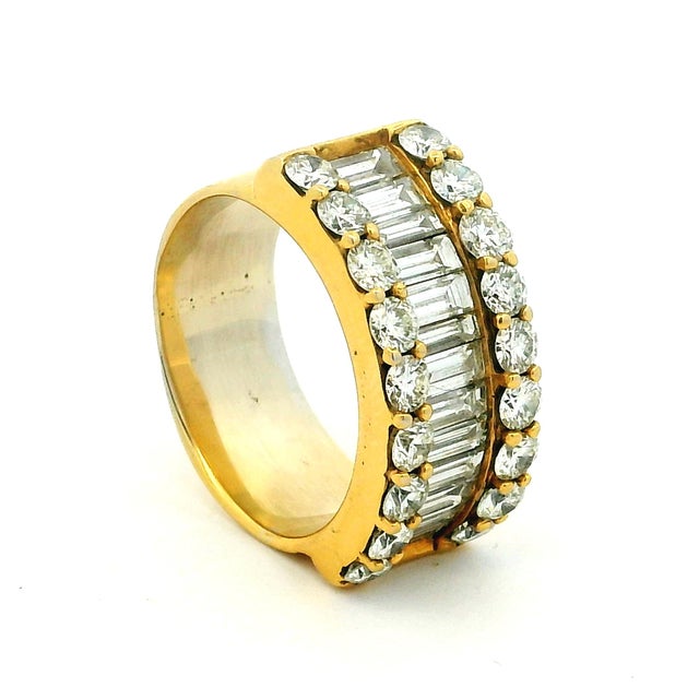 1980s American 18k Gold 4.60 Carat Diamond Wide Band Ring, Size 6.5 For Sale - Image 4 of 12