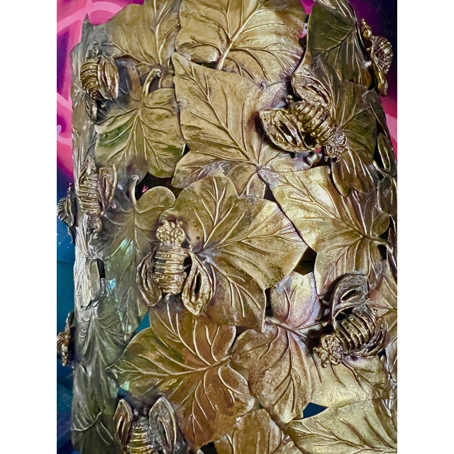 Gold Mid-Century Modern Table Lamp in Brass For Sale - Image 8 of 10