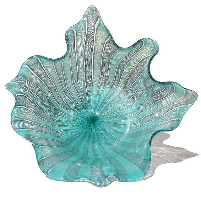 Vintage Fratelli Toso Murano Large Ribbons Italian Art Glass Sculptural Fazzoletto Flower Vase Centerpiece Bowl For Sale In Orlando - Image 6 of 11