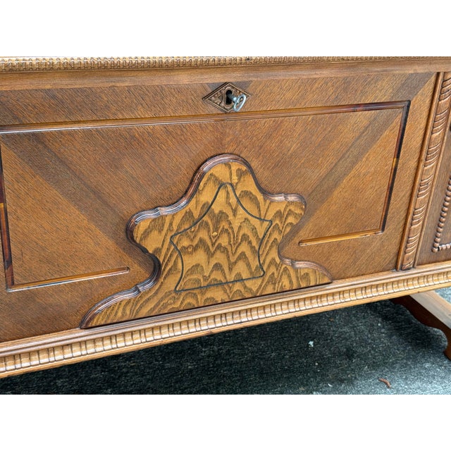 Wood 1930s Roos Cedar Blanket Chest For Sale - Image 7 of 12