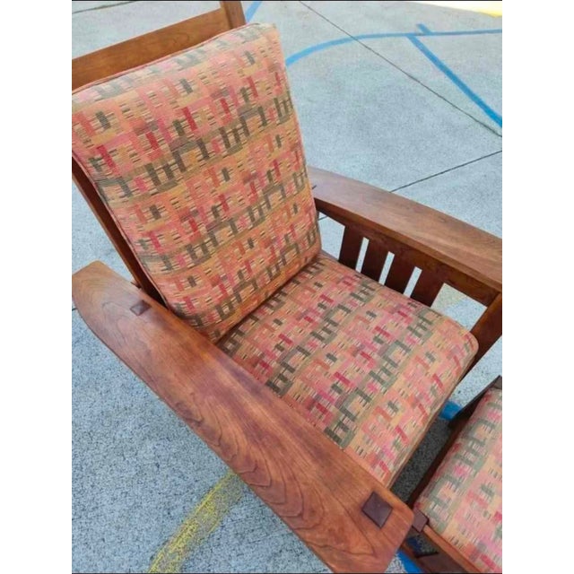 Mission Vintage Stickley Cherry Wood Bow Slant Arm Morris Reclining Chair & Ottoman For Sale - Image 3 of 9
