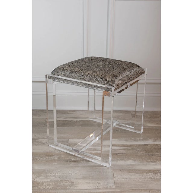 Glencoe Roxanne Lucite Bench For Sale In Chicago - Image 6 of 8