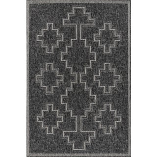 Momeni Contemporary Indoor/Outdoor Hampton Fog Rug in Black, 5'3" x 7' For Sale