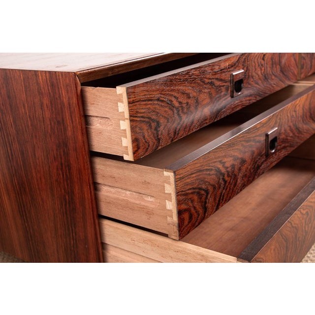Low Danish Chest of Drawers in Rosewood by Erik Brouer for Brouer Møbelfabrik, 1960 For Sale - Image 11 of 15