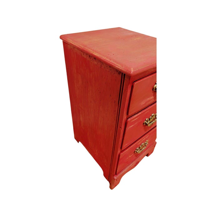 Farmhouse Vintage Distressed Shabby Chic Chest 3 Drawer Mid 20th Century For Sale - Image 3 of 7