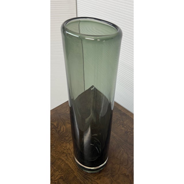 Contemporary Debra Moore Ombre Smoked Glass Vase, Signed For Sale - Image 3 of 12