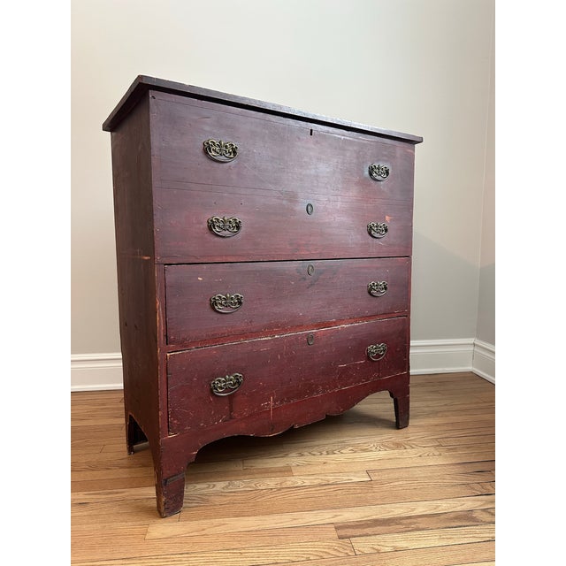 Early American Pine Large Mule Chest W/ Lift Top For Sale - Image 9 of 12