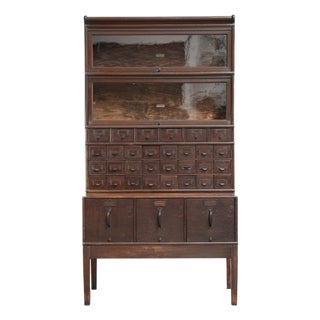 Pharmacy Display Cabinet from Globe Wernicke, 19th Century For Sale