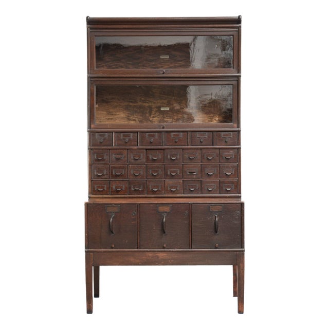 Pharmacy Display Cabinet from Globe Wernicke, 19th Century For Sale