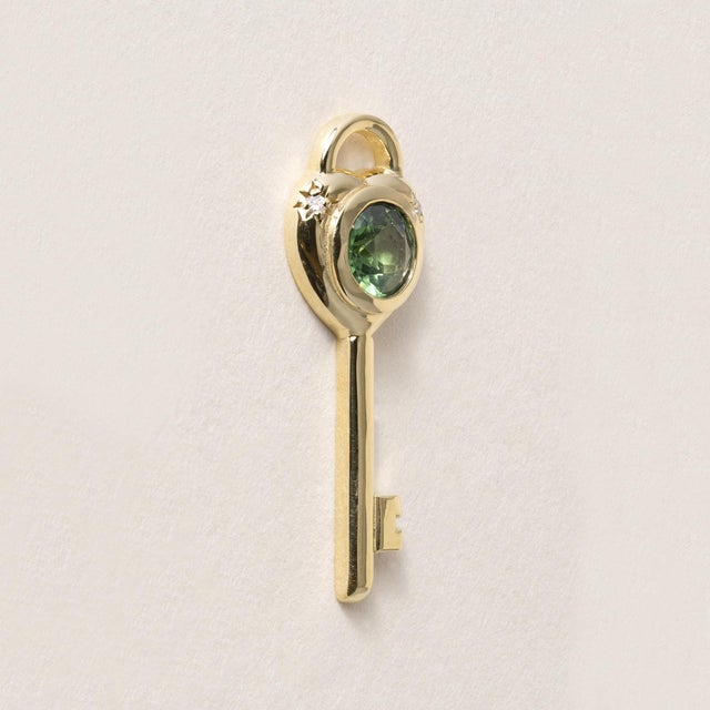 Modern 18k Gold Love Key Tsavorite Garnet Bezel and Diamond Pendant For Sale - Image 3 of 5