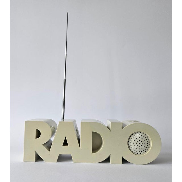 Mid-Century Space Age Desk Radio, Italy, 1970s, in Very Good conditions. Designed 1970 to 1979