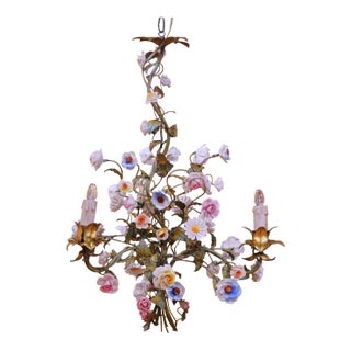 Early 20th Century French Floral Porcelain and Iron Three-Light Chandelier For Sale